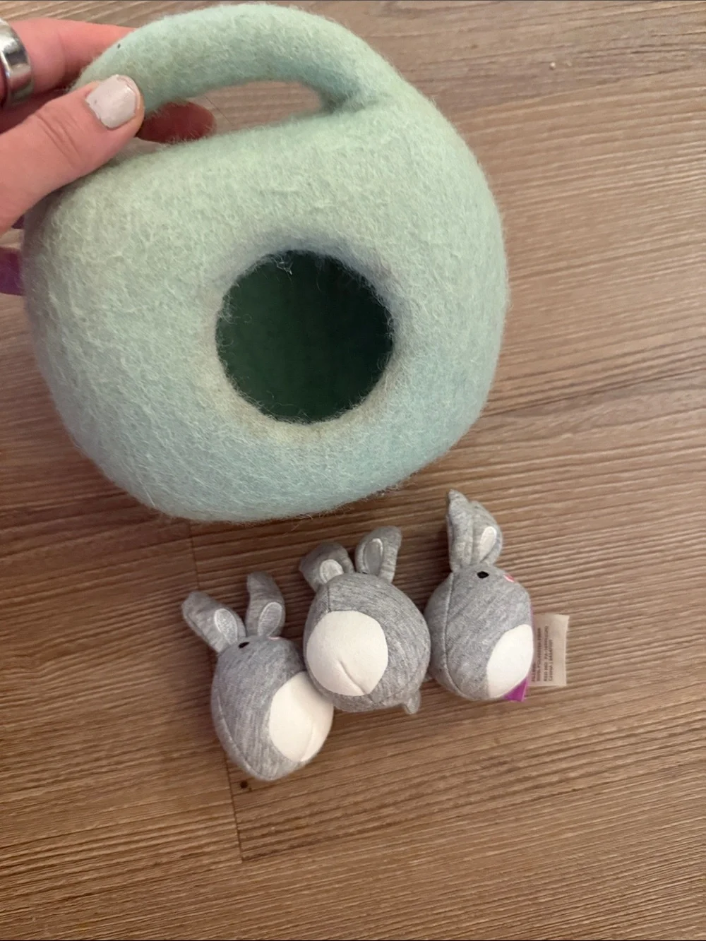 Lovevery Bunnies in a Felt Burrow - Babbler Kit 13-15m